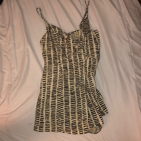 Urban Outfitters Romper - Picture 1 of 3